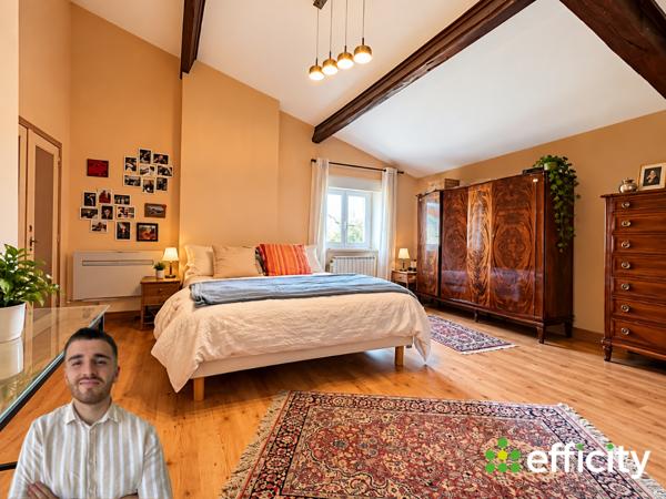 Maison
         10 pièces
        - 225 m² 349 000 € *