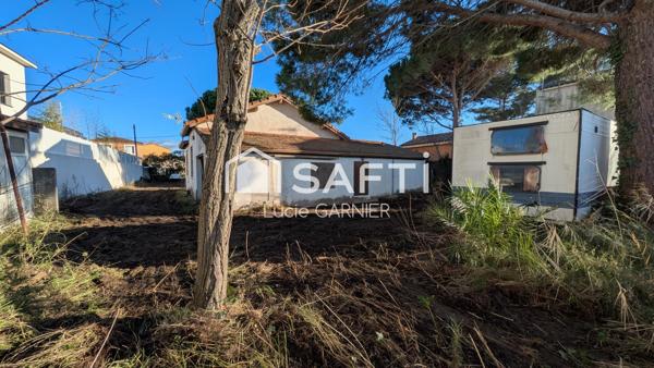 Le Grau-d’Agde – À 500 m des plages, maison avec garage à rénover sur terrain de 800 m²
