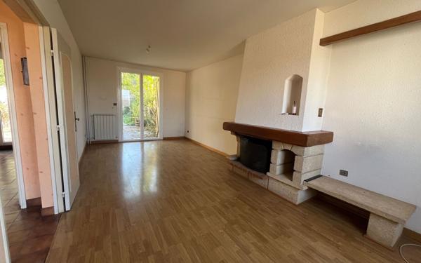 Maison à vendre    6 pièces •  Carcassonne