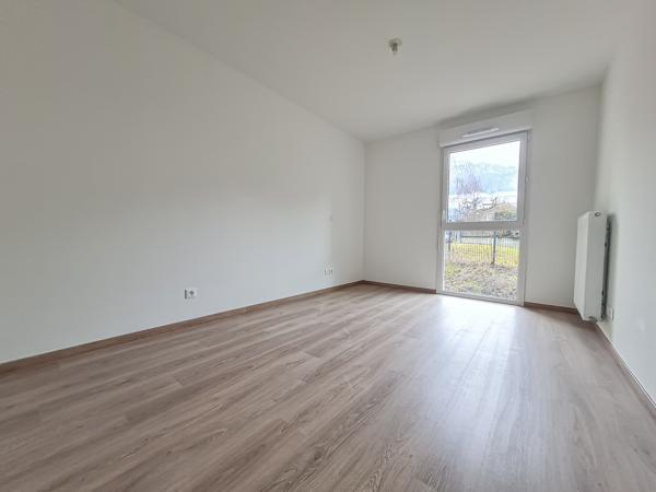Marnaz (74460) T3 DE 65.5 M² A LOUER - BALCON + PLACE DE PARKING EN S/SOL - NOUVELLE RESIDENCE A MARNAZ