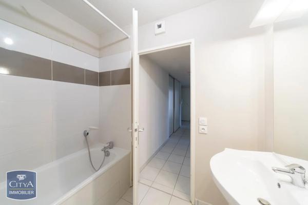 Appartement à vendre 4 pièces 70.3m² Pau (64000)