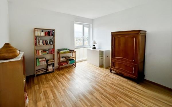 Appartement à vendre    4 pièces • 78 m2 Amiens