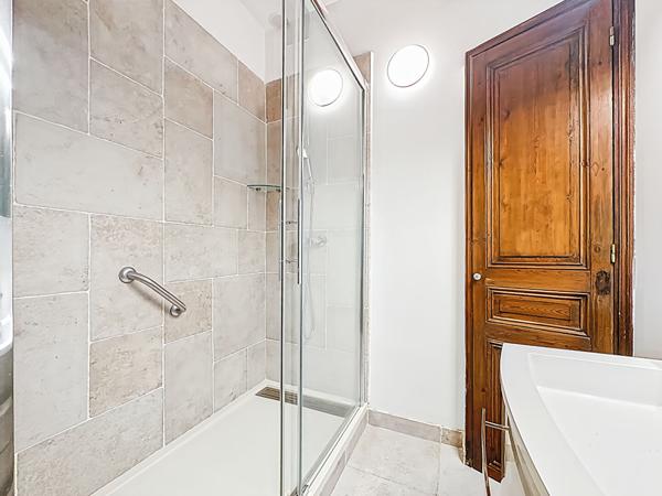 Maison 4 pièces à vendre à Marseille - Quartier Bon Secours, calme, jardin, stationnement