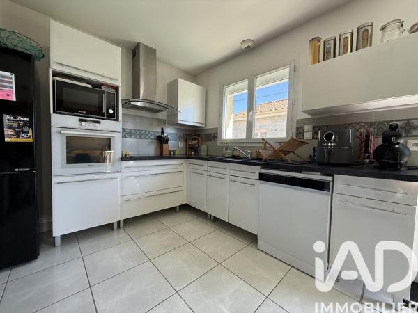 Maison à vendre 6 pièces 124 m² Beaumont Saint-Cyr