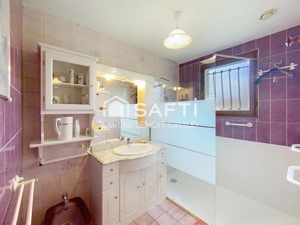 Maison avec terrain au fort potentiel à Chabrac