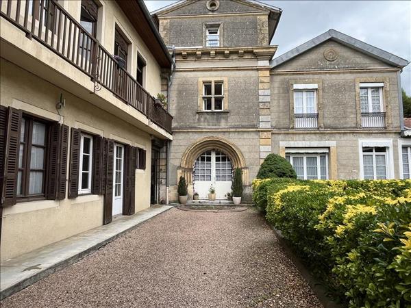 Immeuble à vendre |  Saint-Gaudens |  610 m²