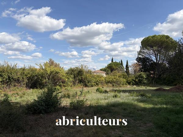 Terrain à bâtir 2 500 m² Aix-en-Provence (Vue Sainte-Victoire)