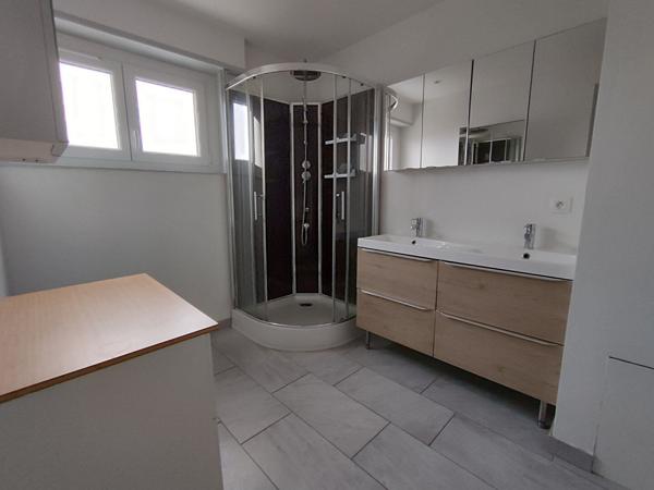 Appartement - 3 pièces - 85 m²