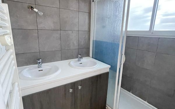 Maison à vendre    8 pièces • 144 m2 Dax