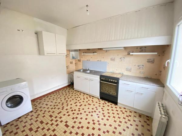 Jolie maison mitoyenne 42 m2 T2 louée 550 €