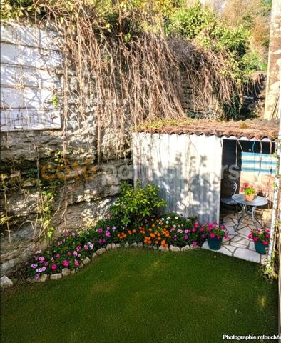 Vente Maison80 m² - 4 Pièces - CROUTELLE (86240)