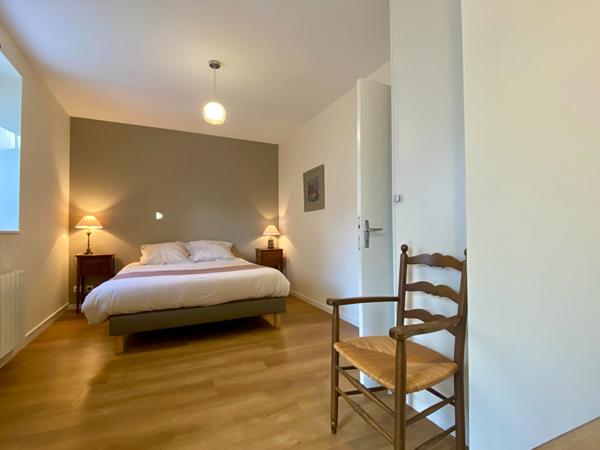 Maison à vendre à Dinan coeur de ville- Opportunité rare ! 700 m² de jardin vie de plain-pied possible