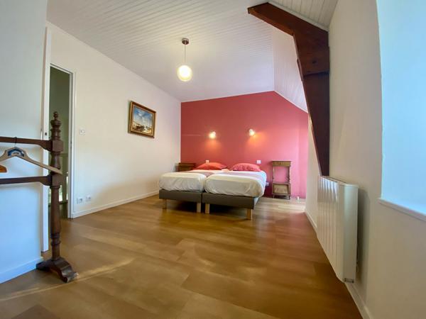 Maison à vendre à Dinan coeur de ville- Opportunité rare ! 700 m² de jardin vie de plain-pied possible