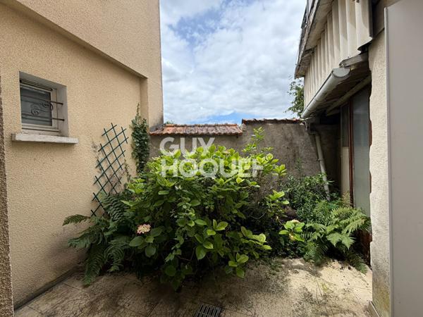 BOURGES  - QUARTIER BAFFIER MAISON AVEC GARAGE