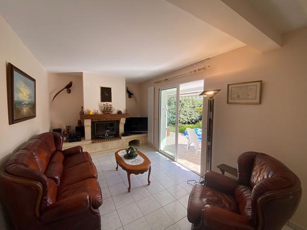 LA BRÉE - Maison 3 chambres, piscine - 120 m² - Proche bourg