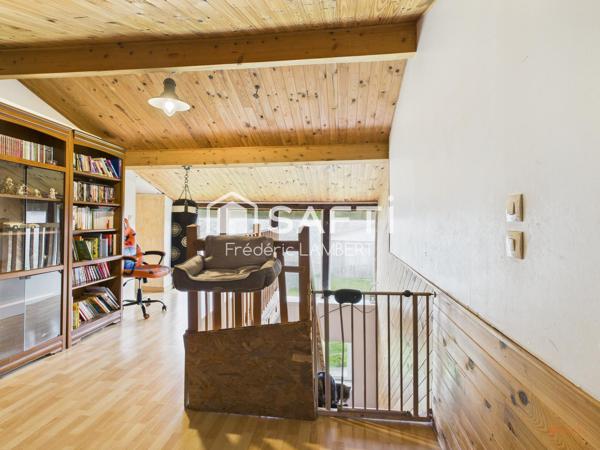 Longère de charme avec dépendances et piscine