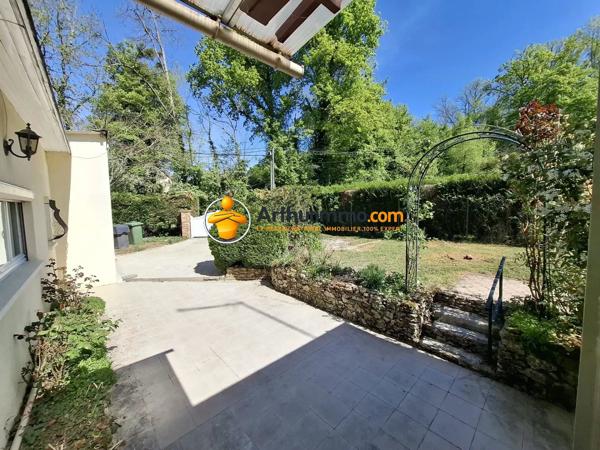 Vente                                                      Maison
                        
                     6 pièces                      118 m2                     à Crécy-la-Chapelle