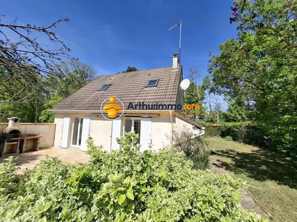 Vente                                                      Maison
                        
                     6 pièces                      118 m2                     à Crécy-la-Chapelle