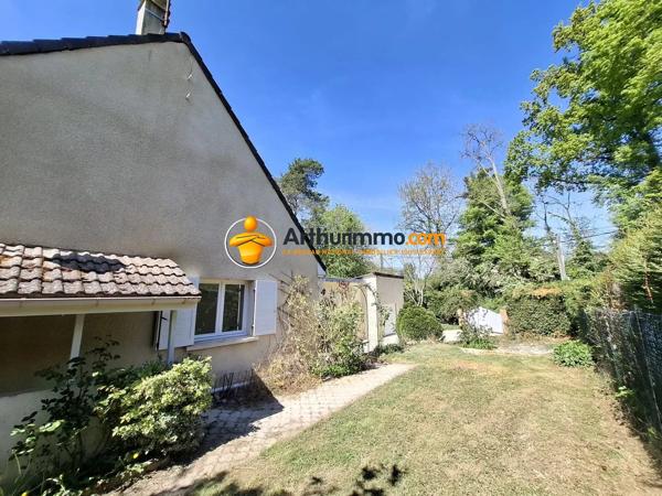Vente                                                      Maison
                        
                     6 pièces                      118 m2                     à Crécy-la-Chapelle