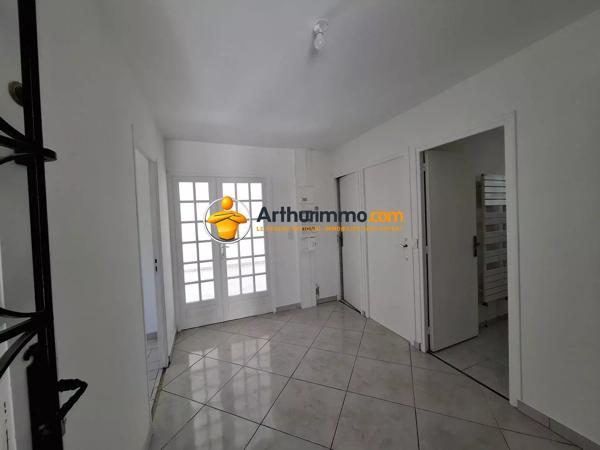 Vente                                                      Maison
                        
                     6 pièces                      118 m2                     à Crécy-la-Chapelle