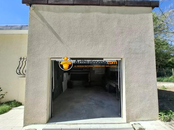 Vente                                                      Maison
                        
                     6 pièces                      118 m2                     à Crécy-la-Chapelle