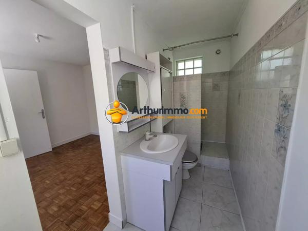 Vente                                                      Maison
                        
                     6 pièces                      118 m2                     à Crécy-la-Chapelle