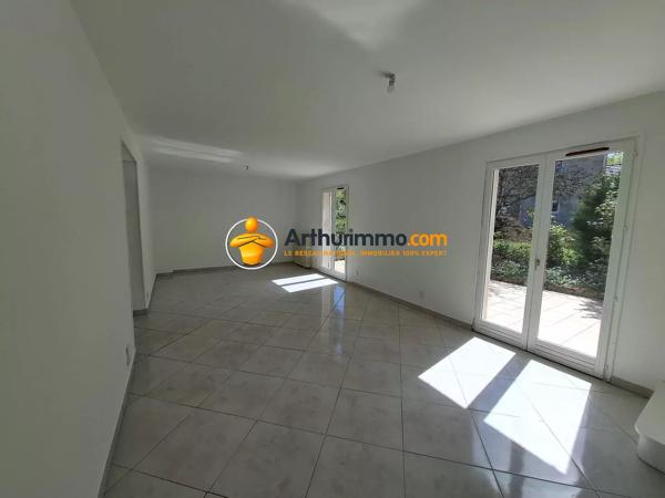 Vente                                                      Maison
                        
                     6 pièces                      118 m2                     à Crécy-la-Chapelle