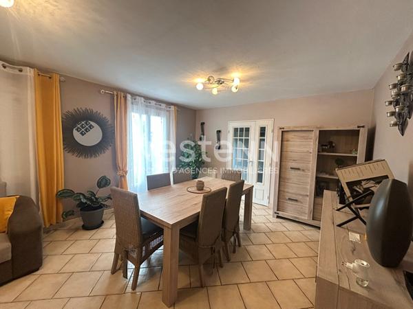 Pavillon familial idealement situe a Cerans et entierement de plain pied !