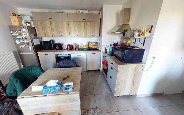 Appartement à louer    2 pièces •  Vaulx-en-Velin