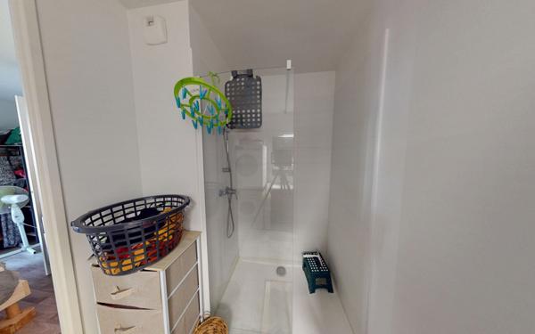 Appartement à louer    2 pièces •  Vaulx-en-Velin