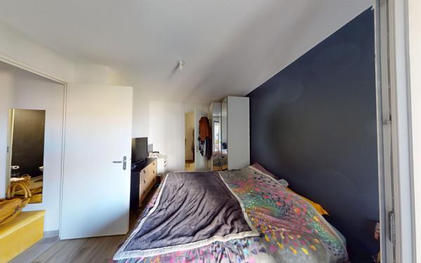 Appartement à louer    2 pièces •  Vaulx-en-Velin