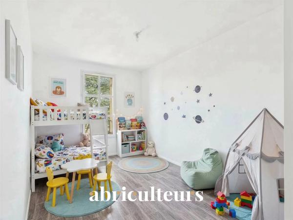 Coup de cœur : Sublime T4 (84 m²) de 3 chambres, lumineux & spacieux en vente à Survilliers (95470).