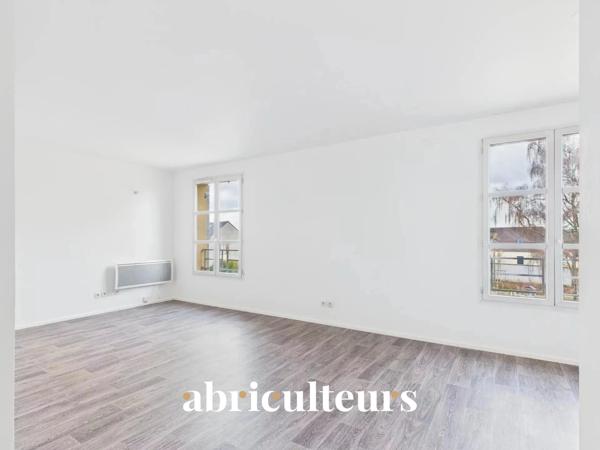 Coup de cœur : Sublime T4 (84 m²) de 3 chambres, lumineux & spacieux en vente à Survilliers (95470).