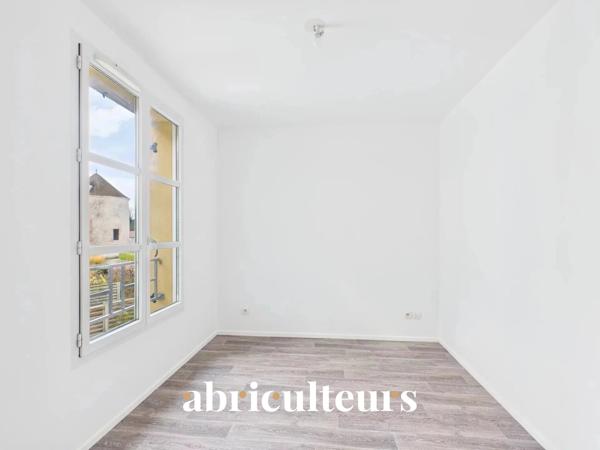 Coup de cœur : Sublime T4 (84 m²) de 3 chambres, lumineux & spacieux en vente à Survilliers (95470).