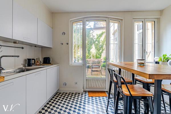 Maison à vendre 1 255 000 € Bordeaux 8 p 240 m² DPE E