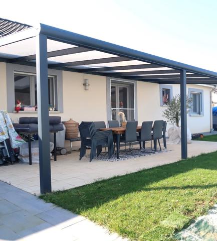 FAMECK, MAISON INDIVIDUELLE DE PLAIN PIED AVEC 3 CHAMBRES, ADAPTEE A TOUS, AUCUN TRAVAUX, UN GARAGE, UN JARDIN SANS VIS A VIS, UNE GRANDE TERRASSE AVEC SA PERGOLA