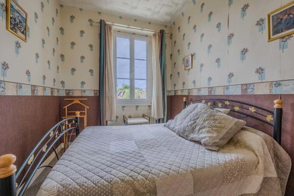 Maison 300 000 € Tarnos 4 p 125 m² DPE E