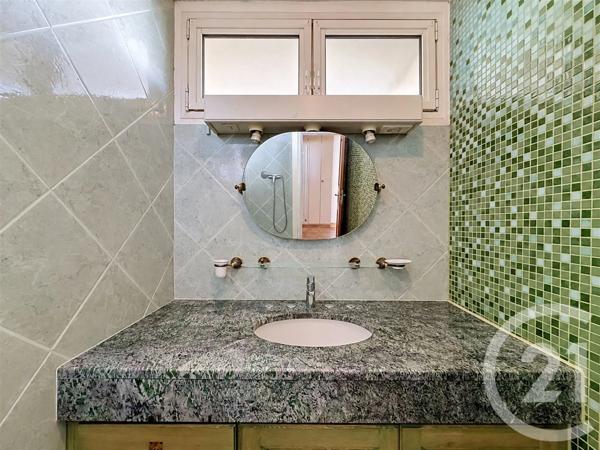 Appartement T3 à vendre  3 pièces - 59,85 m 2   MARSEILLE  - 13008