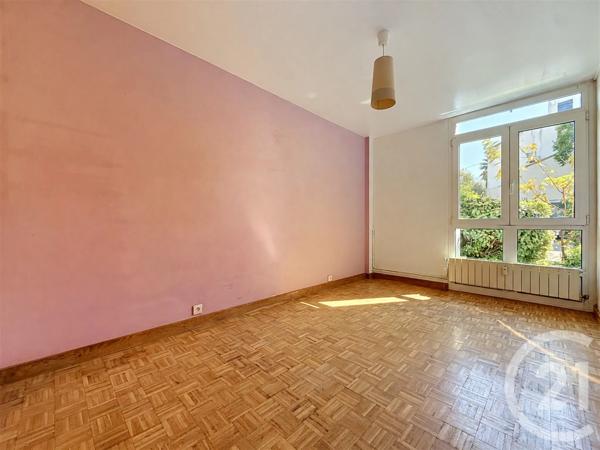 Appartement T3 à vendre  3 pièces - 59,85 m 2   MARSEILLE  - 13008
