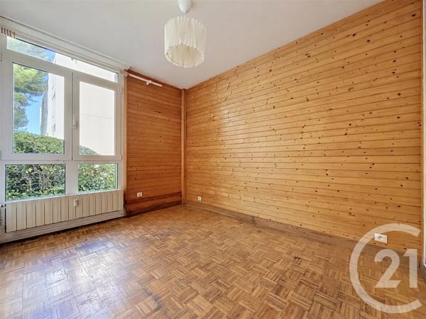Appartement T3 à vendre  3 pièces - 59,85 m 2   MARSEILLE  - 13008