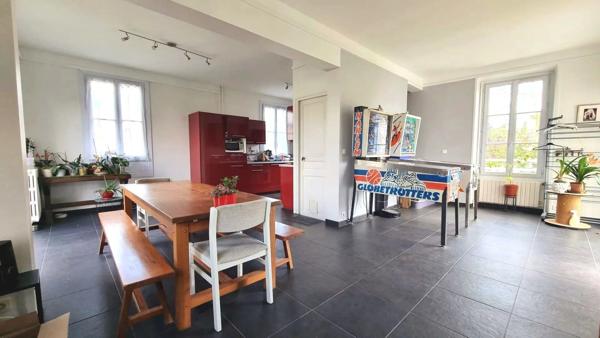 Vente                                                      Maison
                        
                     6 pièces                      131 m2                     à Beynes