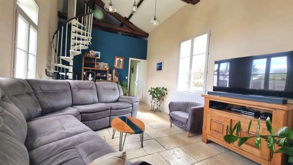 Vente                                                      Maison
                        
                     6 pièces                      131 m2                     à Beynes