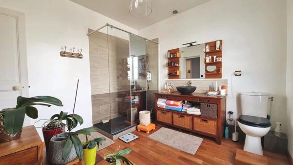 Vente                                                      Maison
                        
                     6 pièces                      131 m2                     à Beynes