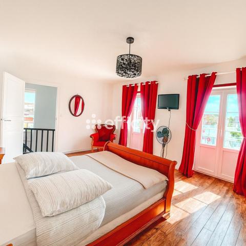 Maison 4 pièces - 165 m²