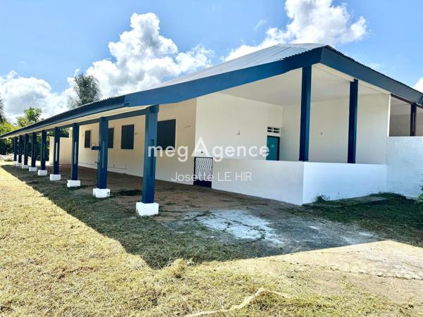 Maison à MACOURIA, 97355 - 5 pièces 168m²