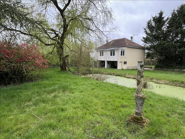 Maison à vendre |  Betz-le-Château |  7 pièces | 111 m²