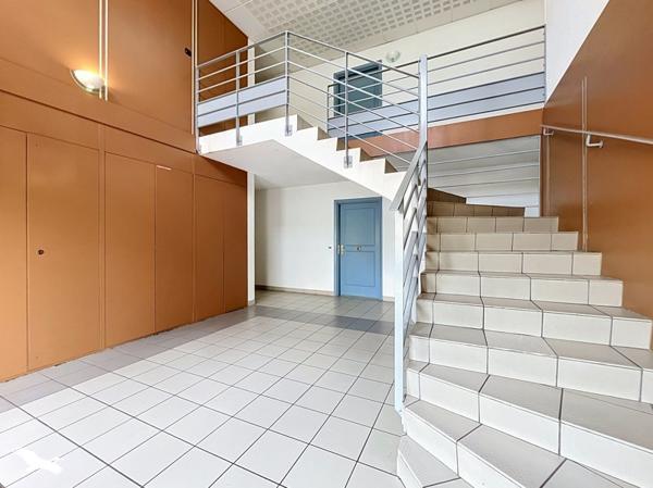 Appartement à vendre 187 424 € Fargues-Saint-Hilaire 3 p 52 m² DPE C