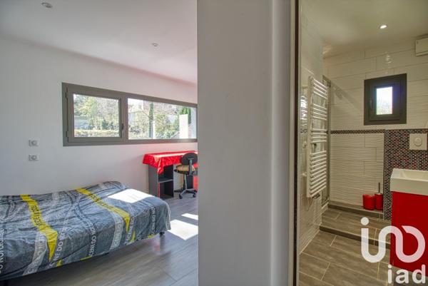 Maison d’architecte 7 pièces de 183 m² à Chessy (77700)