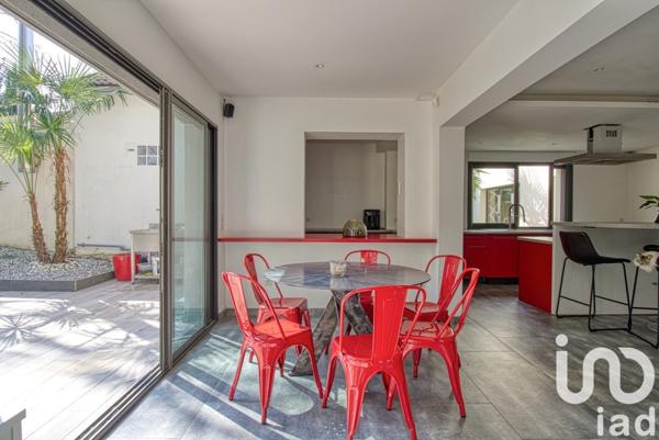 Maison d’architecte 7 pièces de 183 m² à Chessy (77700)