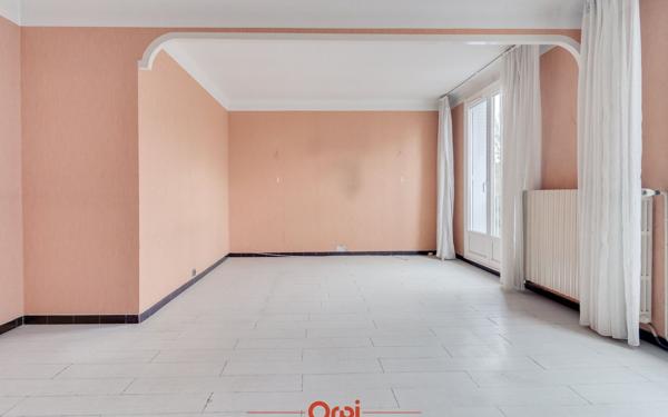 Appartement à vendre    3 pièces • 66,65 m2 Marseille 14